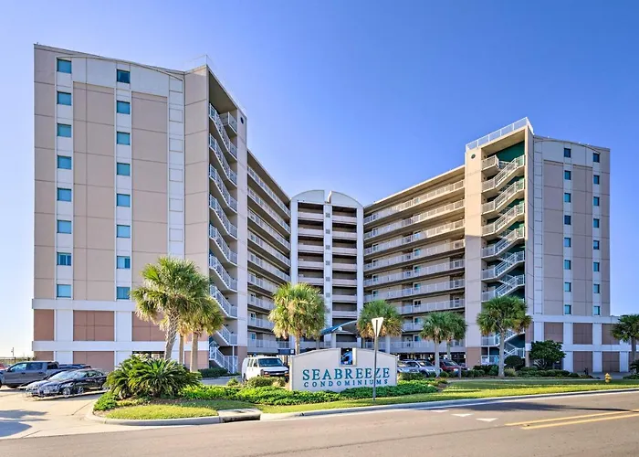 Sunny Beachfront Biloxi Condo W/ Resort Amenities!